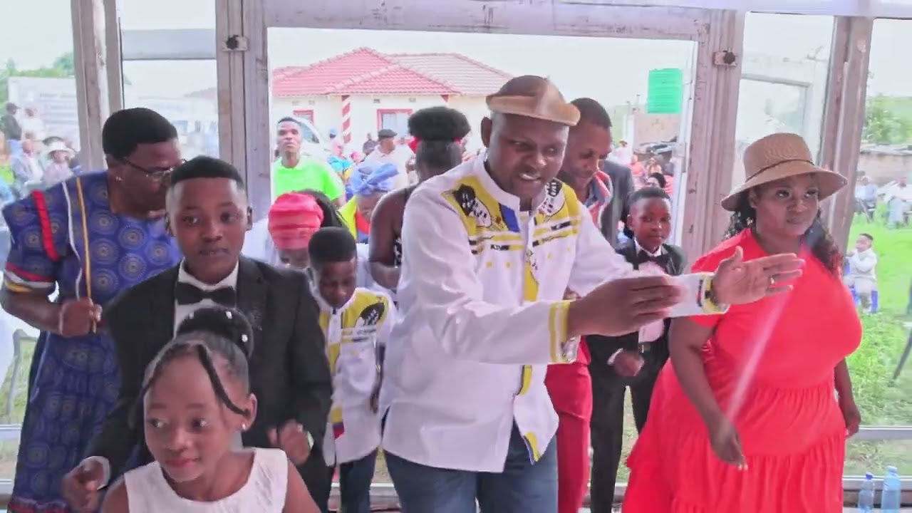 Mpho + Lizzy Wedding day 2 _ at Kutupu, Limpopo. #wedding  #karlexplore
