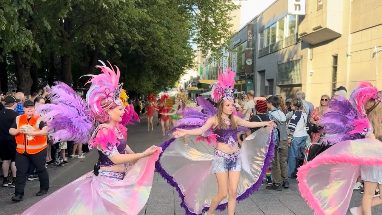 Taiteiden Yö 2025 Vaasa😍 Nigh of the arts - Street Carnival # Vaasa Finland. 