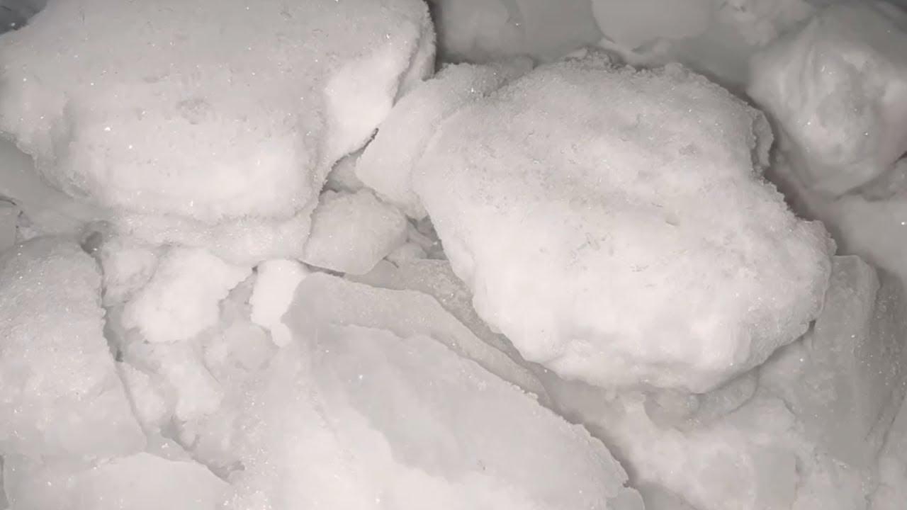 Freezer Frost Refrozen Crunch Ice Eating ASMR ❤️❄️#freezerfrostscraping  #crunchiceeating