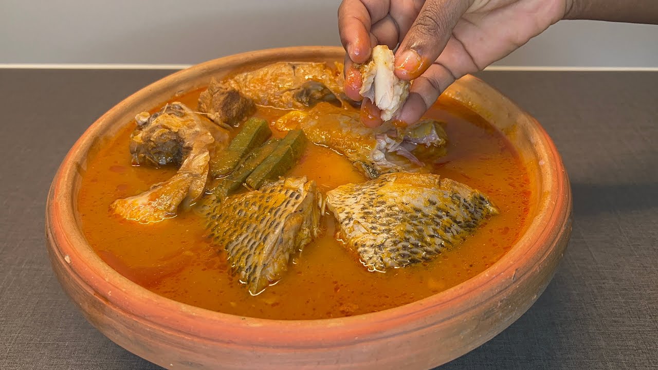 AUTHENTIC GHANAIAN TILAPIA LIGHT SOUP AND COCOYAM FUFU #ghanafood #fufumukbank #cooking #nigeriafood