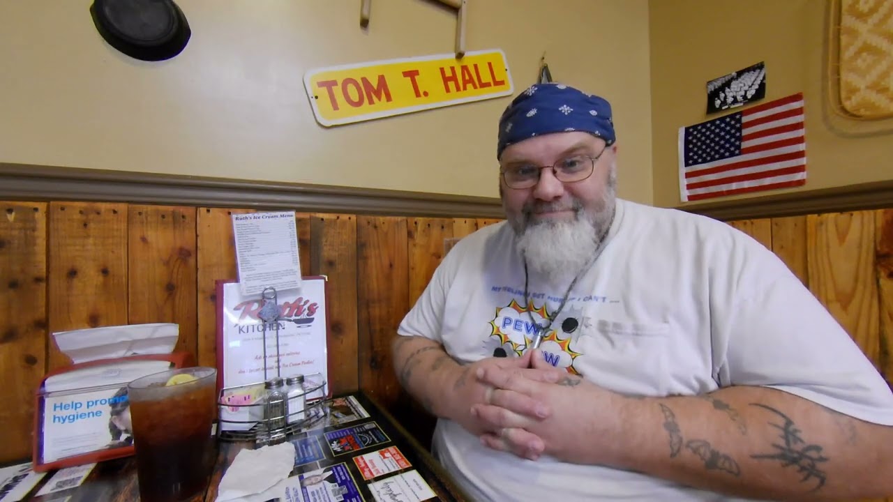 Back Road Trippin - Goood Eats. Ruth's Kitchen, the Shelbyville Burger.        03.10.2026