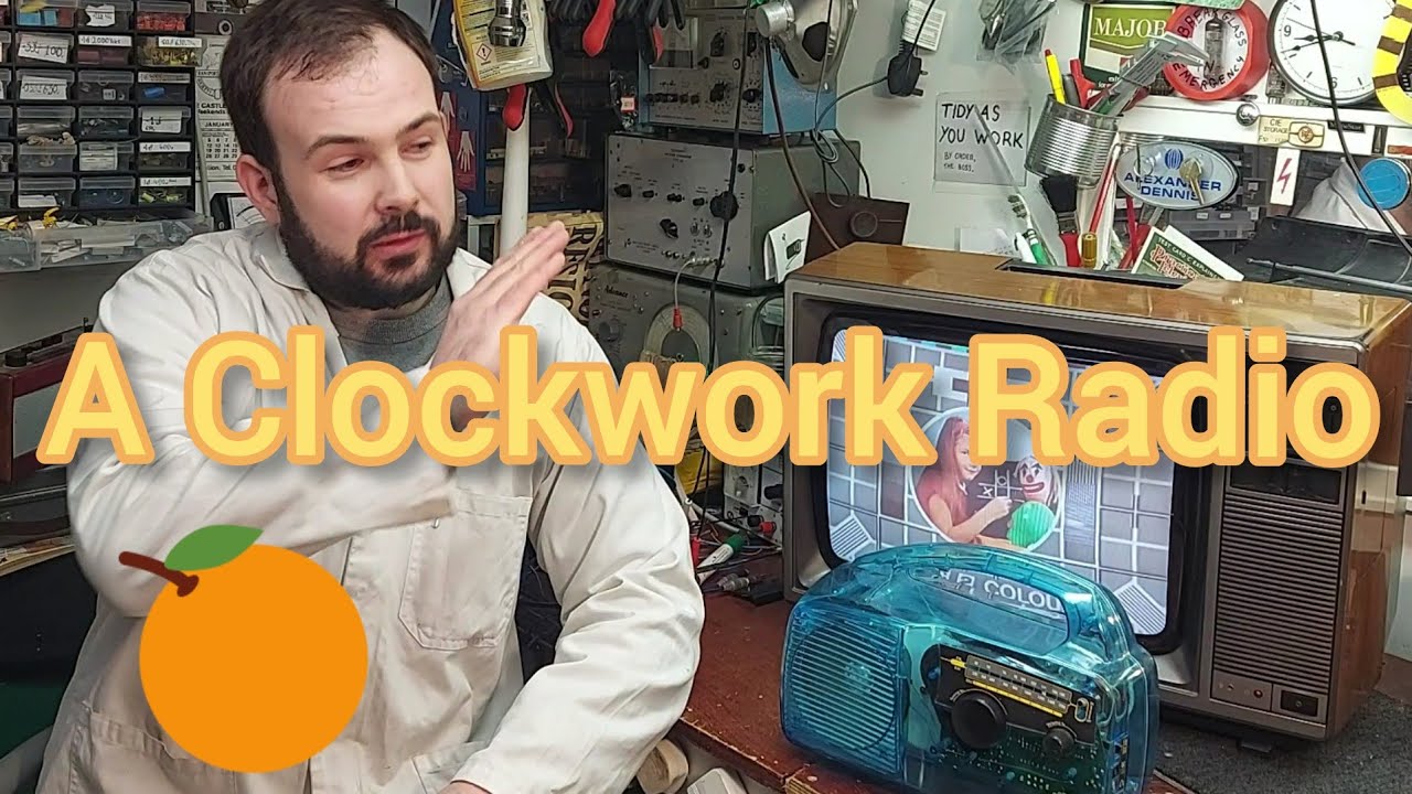 Freeplay clockwork radio