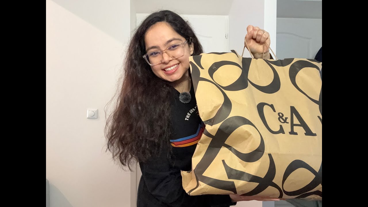 MOMOS TO SHOPPING I Vlog Part 2😋