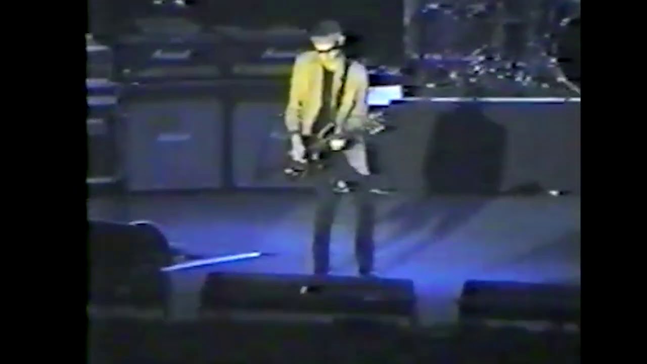 Tarea fina (Estadio Centenario, 22-04-2001) - Patricio Rey y sus Redonditos de Ricota