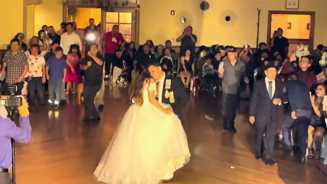 Una bonita boda familia Perez y familia Cabrera la gente de Puebla  🎉💃🕺🎼🎵🎤🇲🇽￼