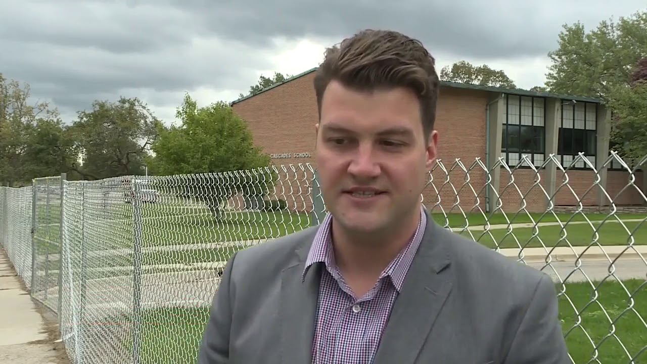 Firefighters train in vacant Jackson school