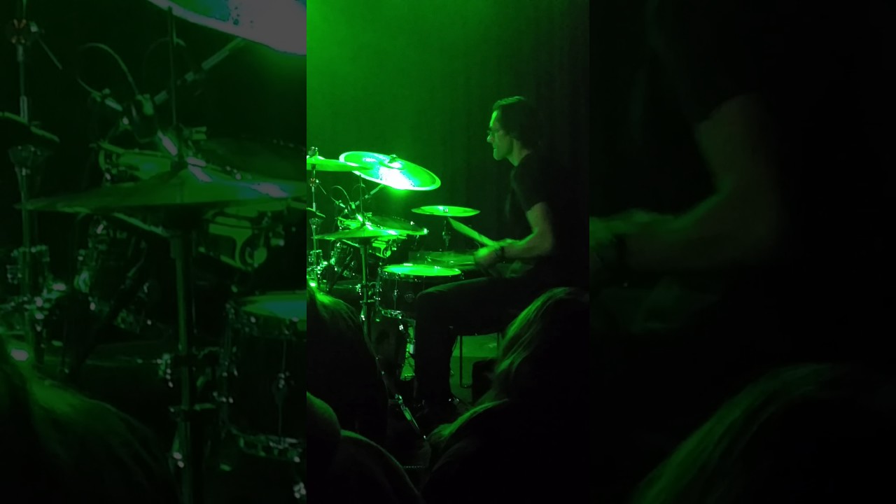Tobias Ralph drum solo, Frame by Frame