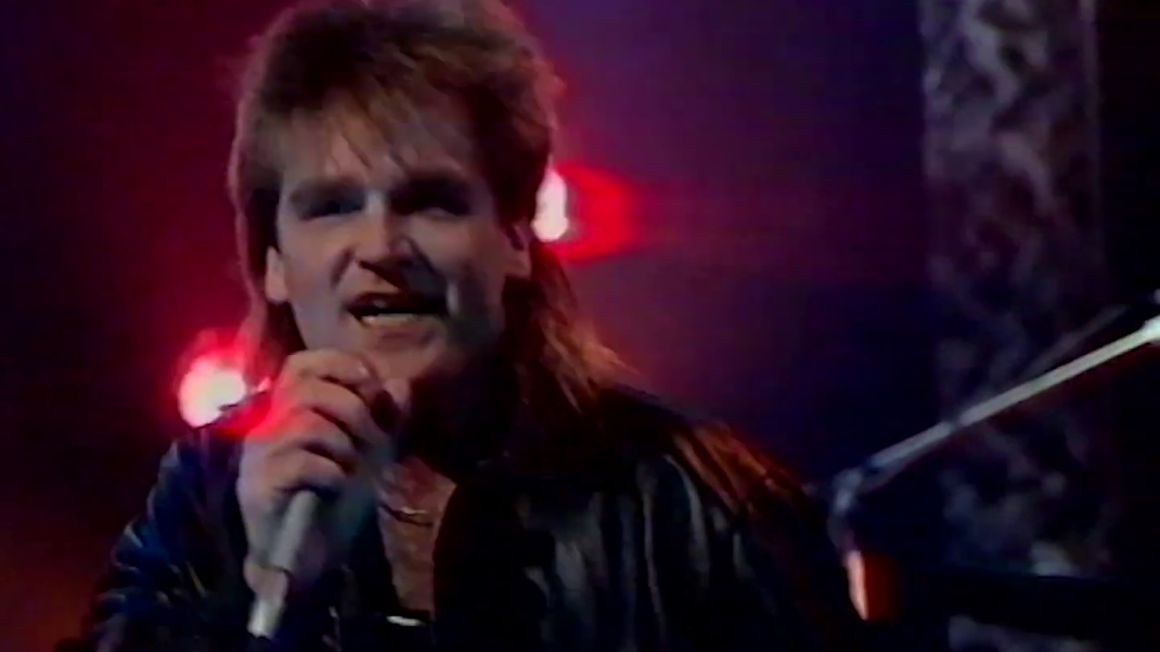 The Alarm - Deeside and Spirit Of '76, Whistle Test 17th December 1985