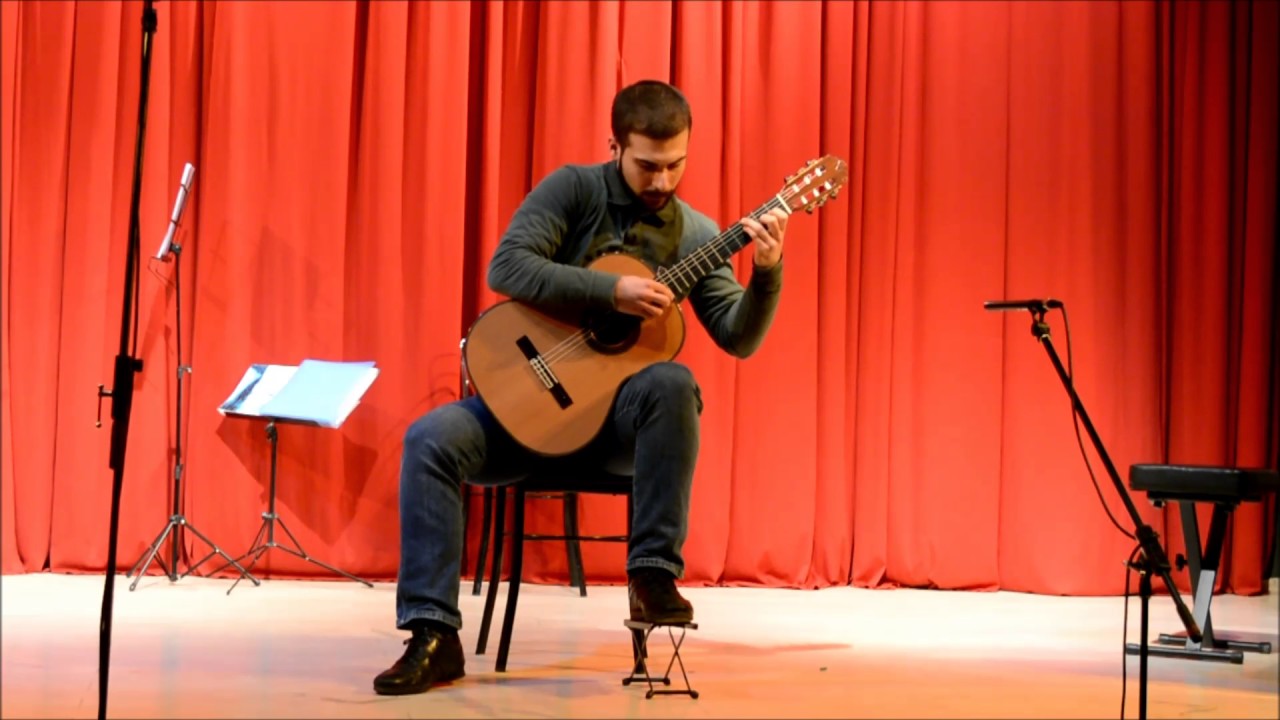 tango no 3 Piazzolla  Brouwer