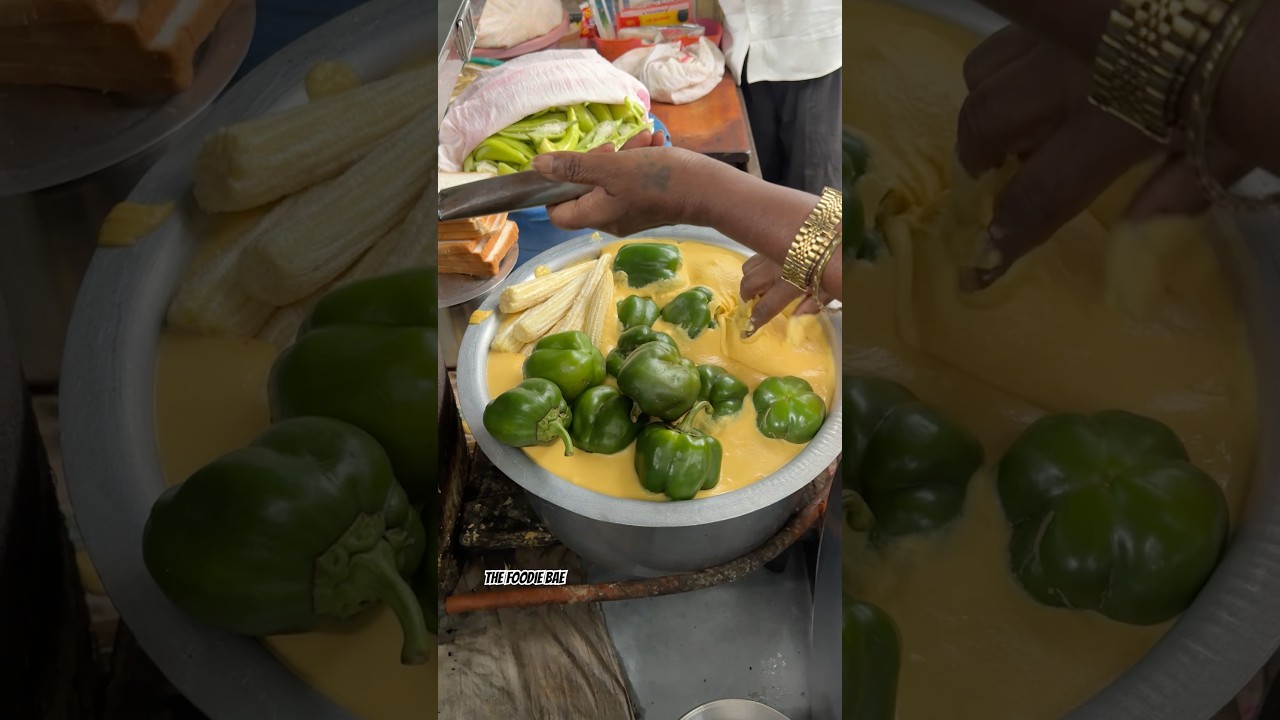 Old Aunty making Capsicum Bhajiya in Bangalore #streetfood