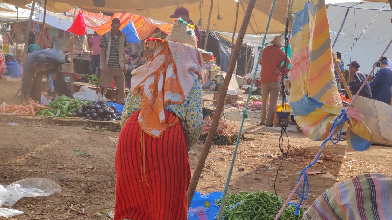KHAYRAT BLADI JBALA  خيرات بلادي جبالة من سوق سيدي رضوان اقليم وزان على انغام الطقطوقة الجبلية ❤️💥🌳