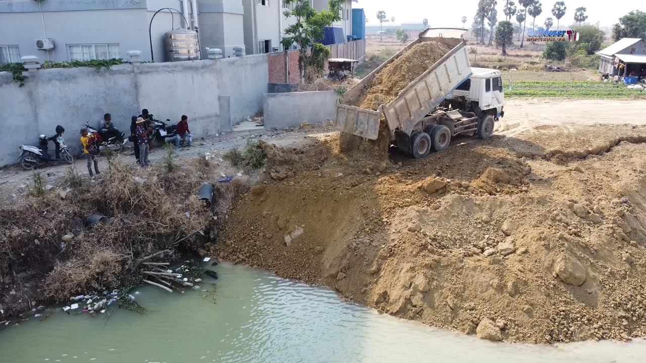 Incredible Landfill Task Process By KOMATSU Bulldozer Push Soils With Trucks Dumping Team