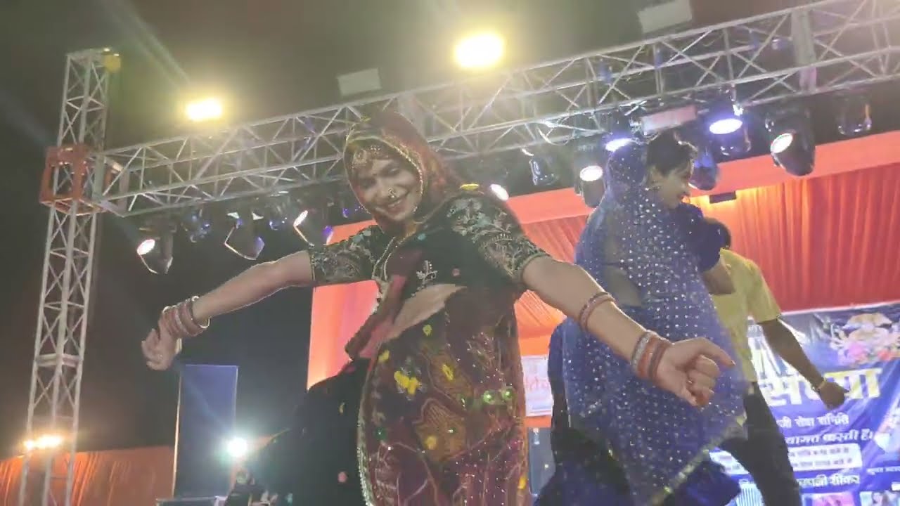 Rekha Mewada & sunny Rajasthani viral dance video।। राठौड़ी बन्ना री महफिल सजगी ।। रेखा मेवाड़ा डांस