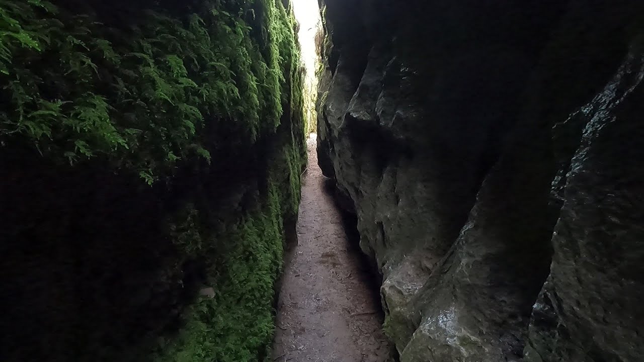 Rando mystérieuse au Canalettes du Larzac par la source du Durzon!.