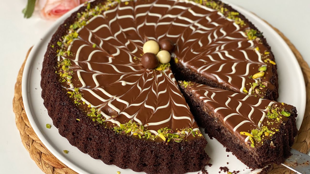 YAŞ PASTA TADINDA😍BAĞIMLISI OLACAĞINIZ🙋‍♀️BOL ÇİKOTALI ENFES TART KEK TARİFİ✌🏻
