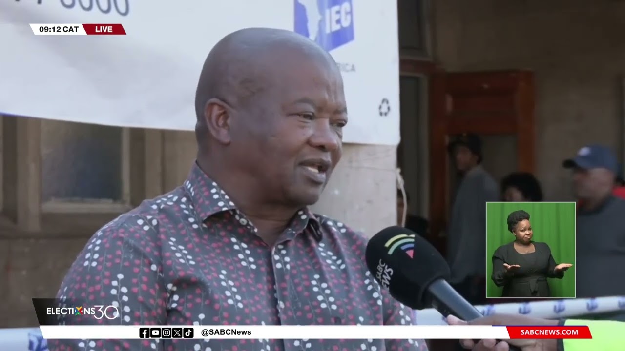 2024 Elections | UDM Leader arrives to cast his vote at the Mthatha City Hall