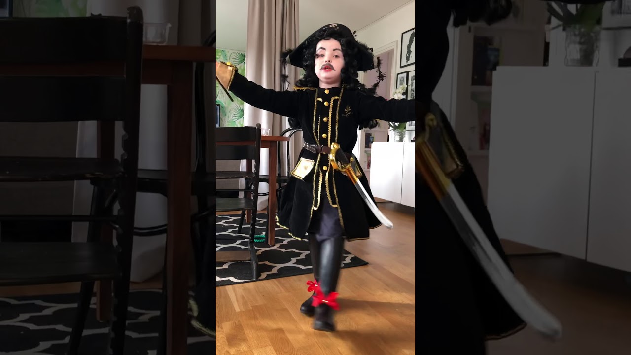C sjunger Kaptein Sabeltann