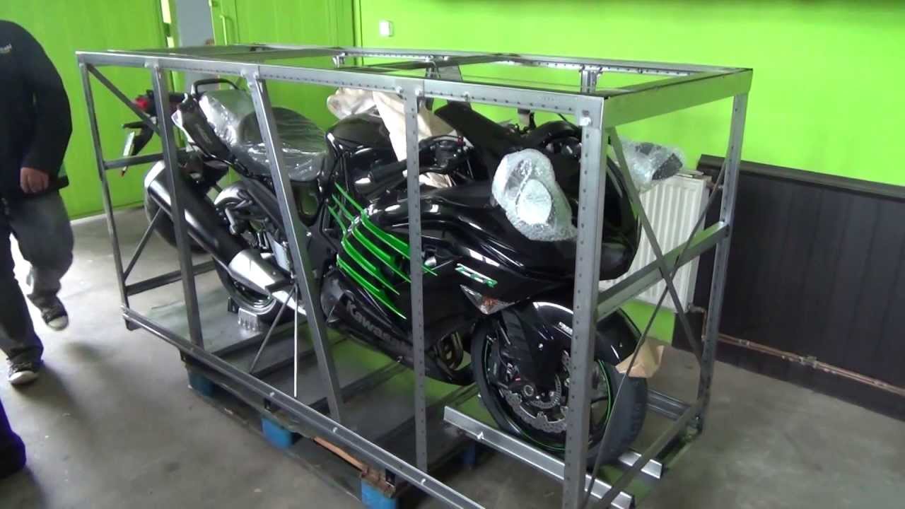 Unboksing Kawasaki ZZR 1400 Special Edition 2013 Pierwsze odpalanie zzr-y  [Moto Klinika]