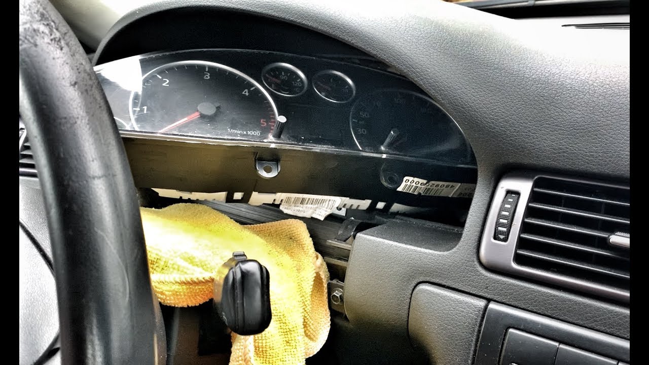 Demontaż licznika Audi A6 A4 A3