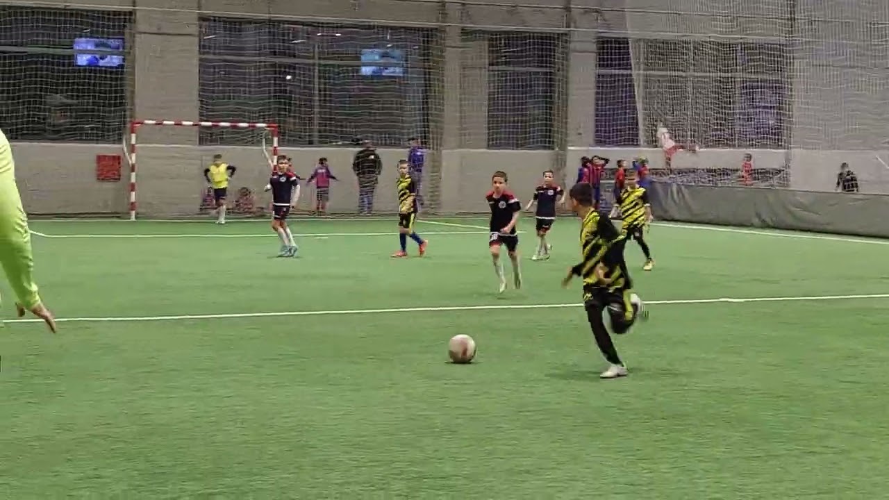 HŠK Zrinjski - UŠS Fortuna 2-2 (pen 0:1) Fortuna cup 2014 godište i mladji...1/2 finale