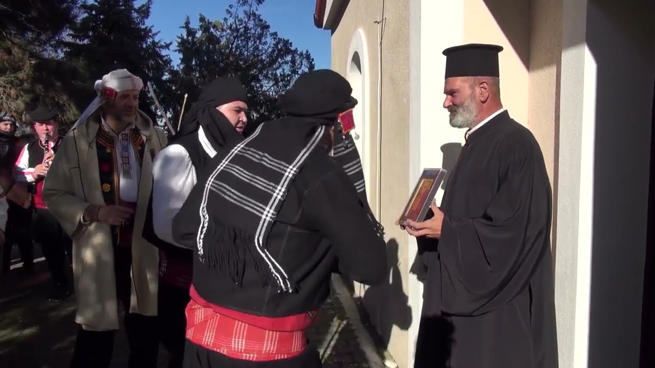 ''ΜΠΑΜΠΟΥΣΙΑΡΑΙΟΙ ΡΗΓΙΟΥ'' - Έθιμο που αξίζει να ζήσεις από κοντά!