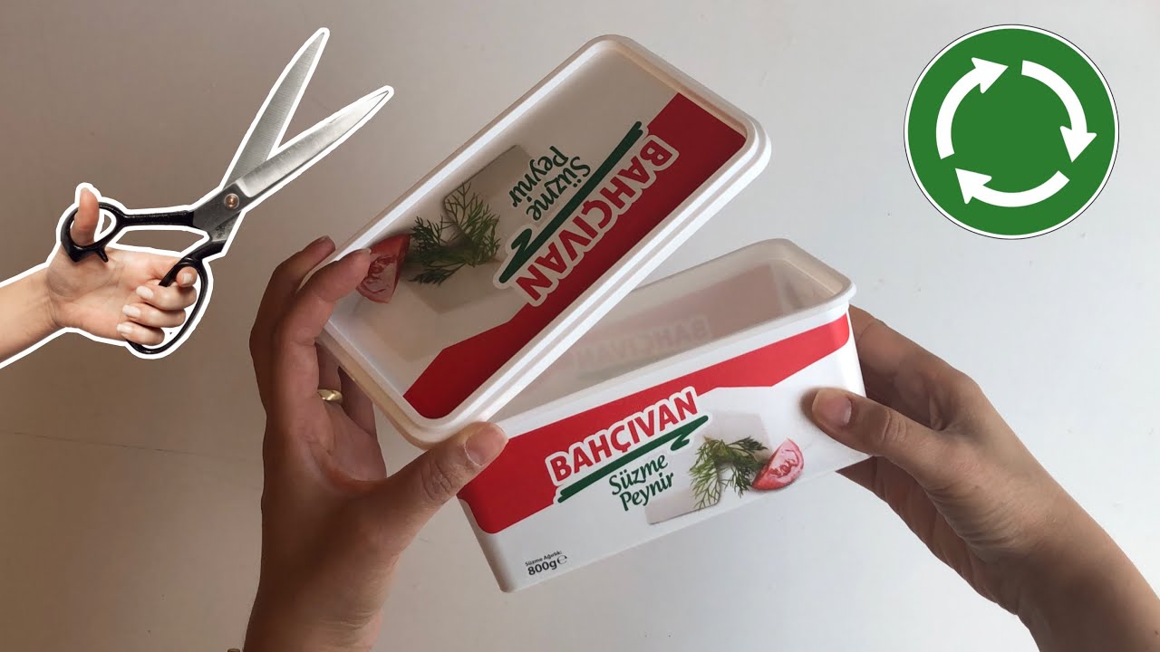 Вы не поверите, что это сделано из пластиковой коробки для сыра. Супер идея