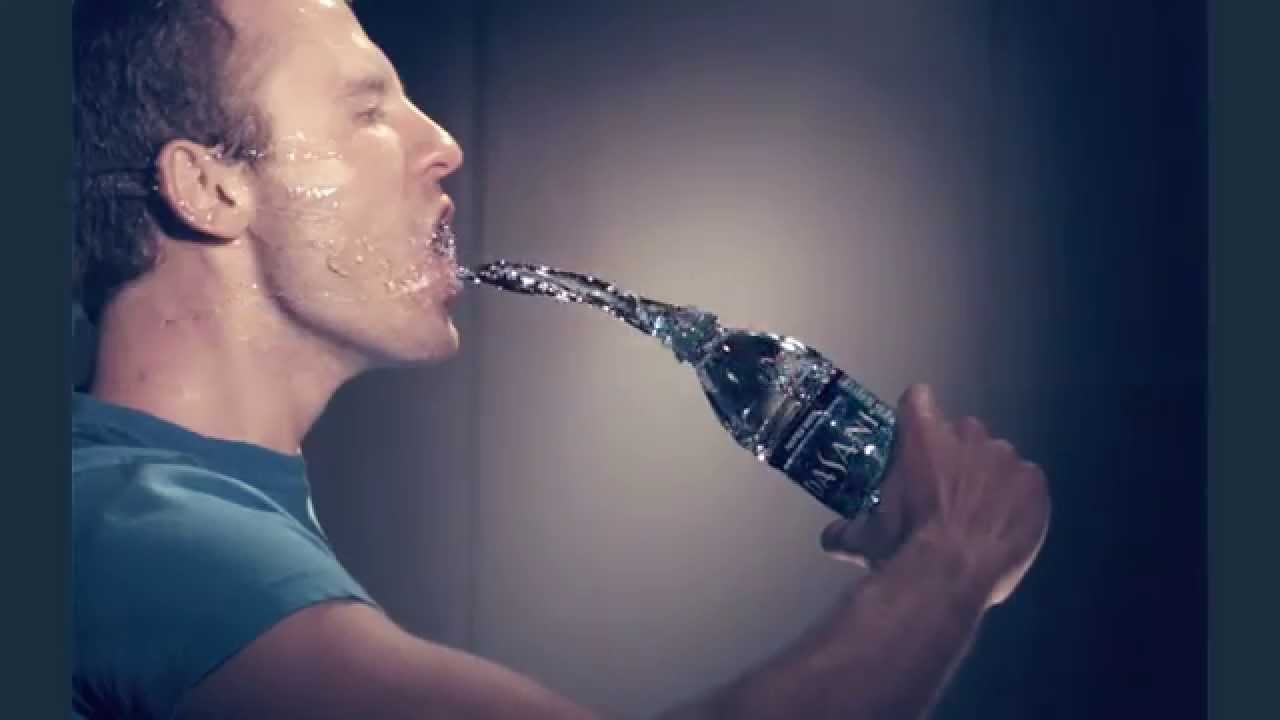 Purified Water - Slow Motion - Phantom Miro High Speed Camera - 1000 FPS