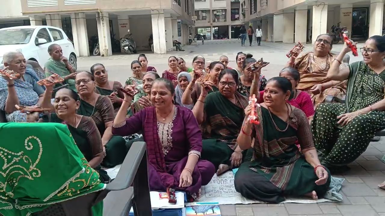 આ જોરદાર સાખી સાથે 👌 થાળ👌 જરૂર સાંભળજો પારુલ બેન ગોંડલીયા 👌👌👌