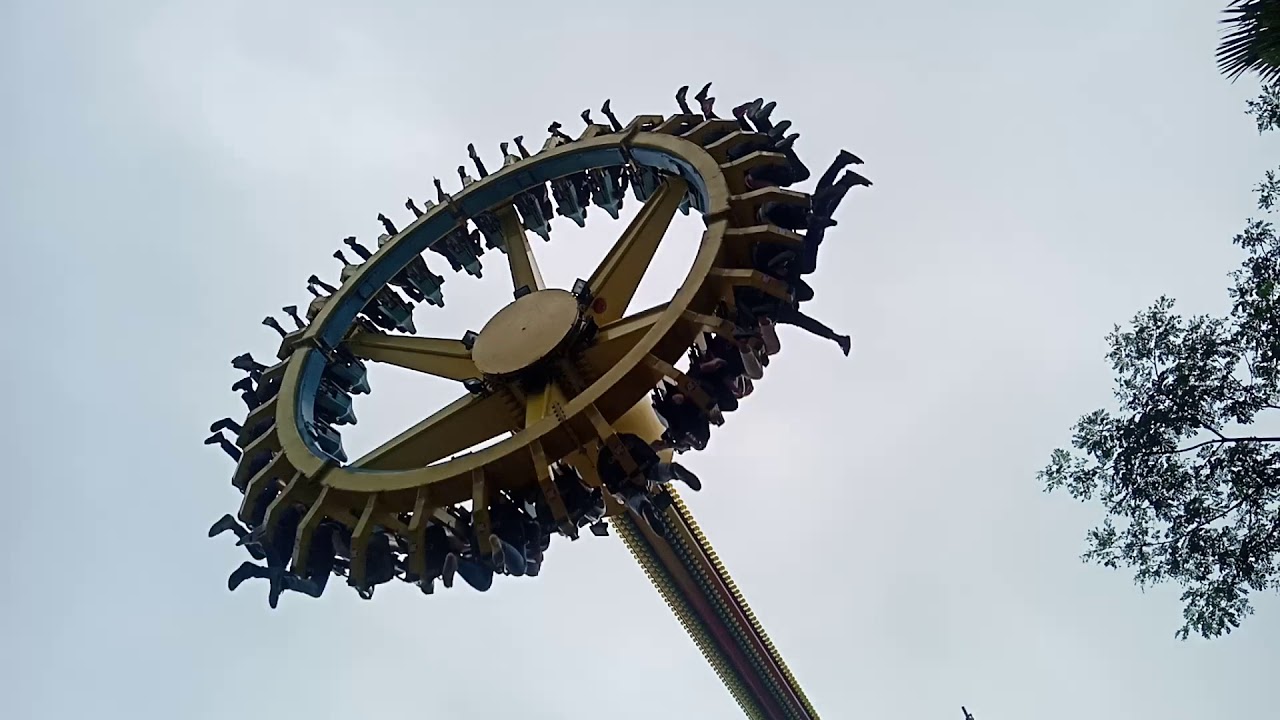 Ngeriii Wahana Ekstrim di Jungleland Bogor