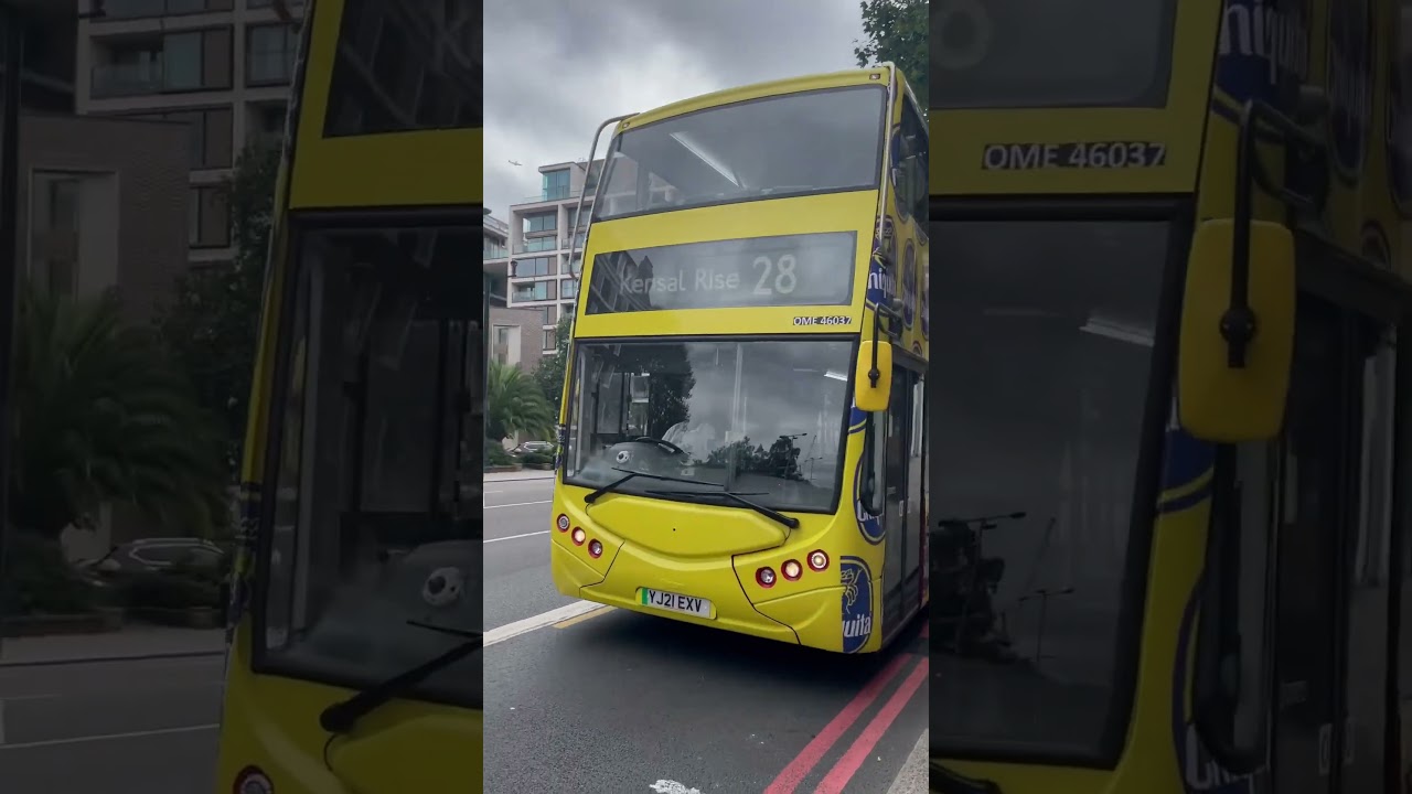 Beautiful yellow bus #travel  #trip  #unitedkingdom#shorts  #vlog  #asmr