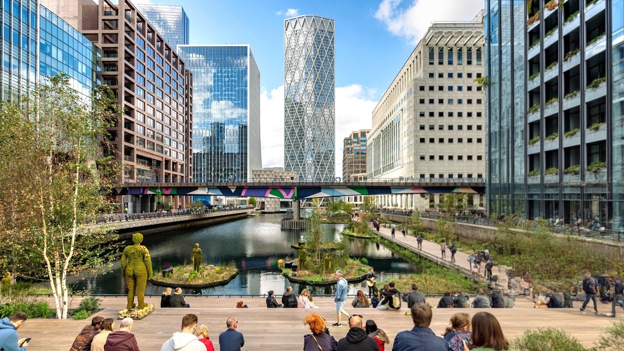 Explore Canary Wharf: London's Skyline Walk Now!