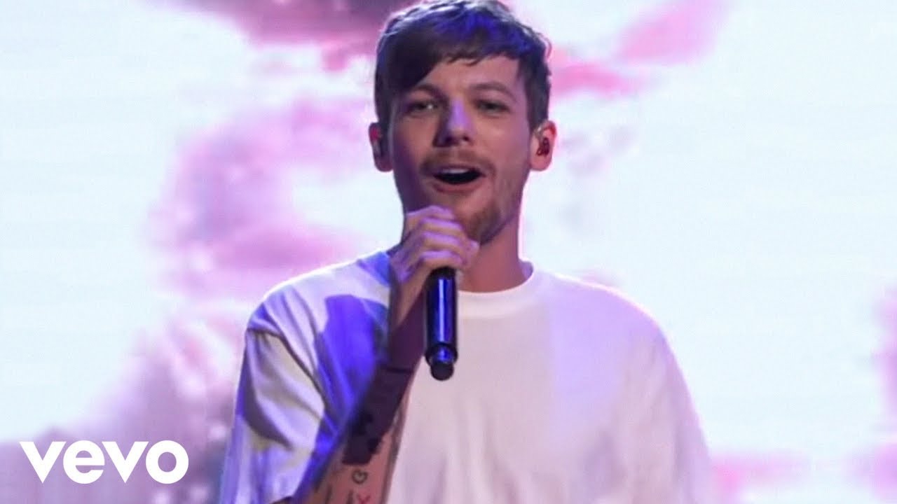 Louis Tomlinson - Back to You (Live at Teen Choice Awards) ft. Bebe Rexha, Digital Farm Animals