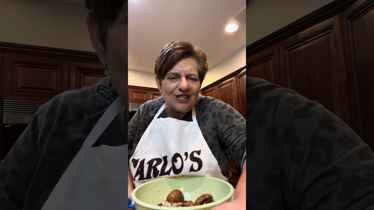 The best Thanksgiving side! Stuffed Mushrooms❤️
