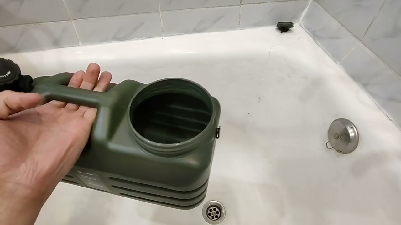 Канистра для хранения воды в походах 5 л