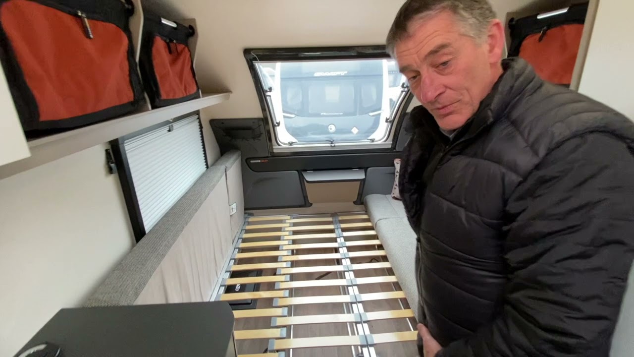 Front bed demonstration - Swift Basecamp 2021