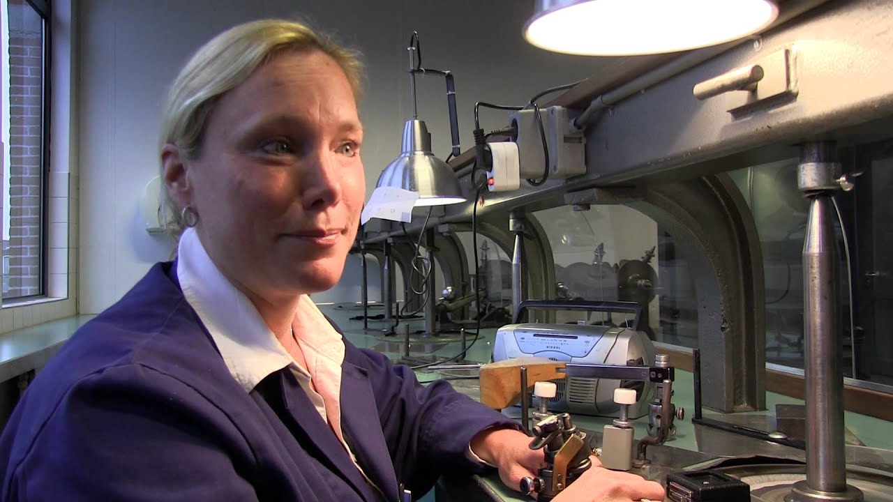 Ambacht in Beeld - De diamantslijpster