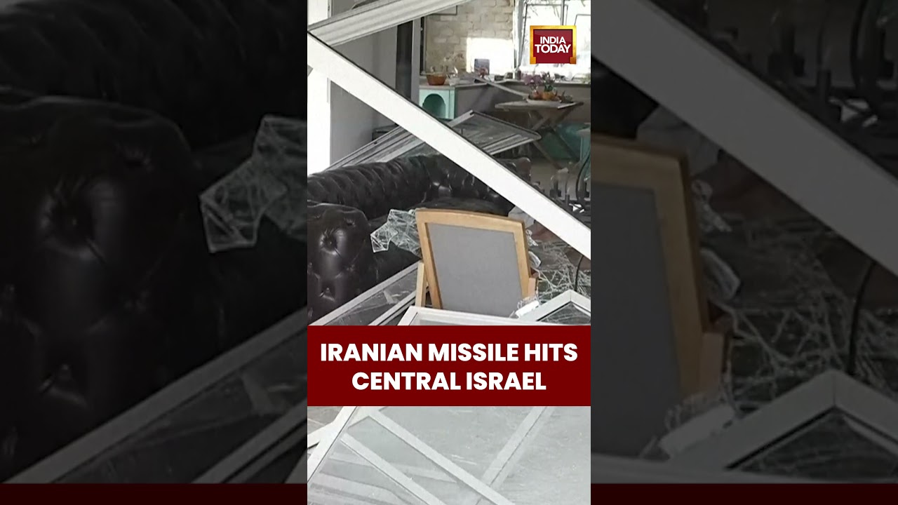 Iranian Missile Strikes Central Israel | Homes Damaged, Craters Formed Amid Rising Tensions