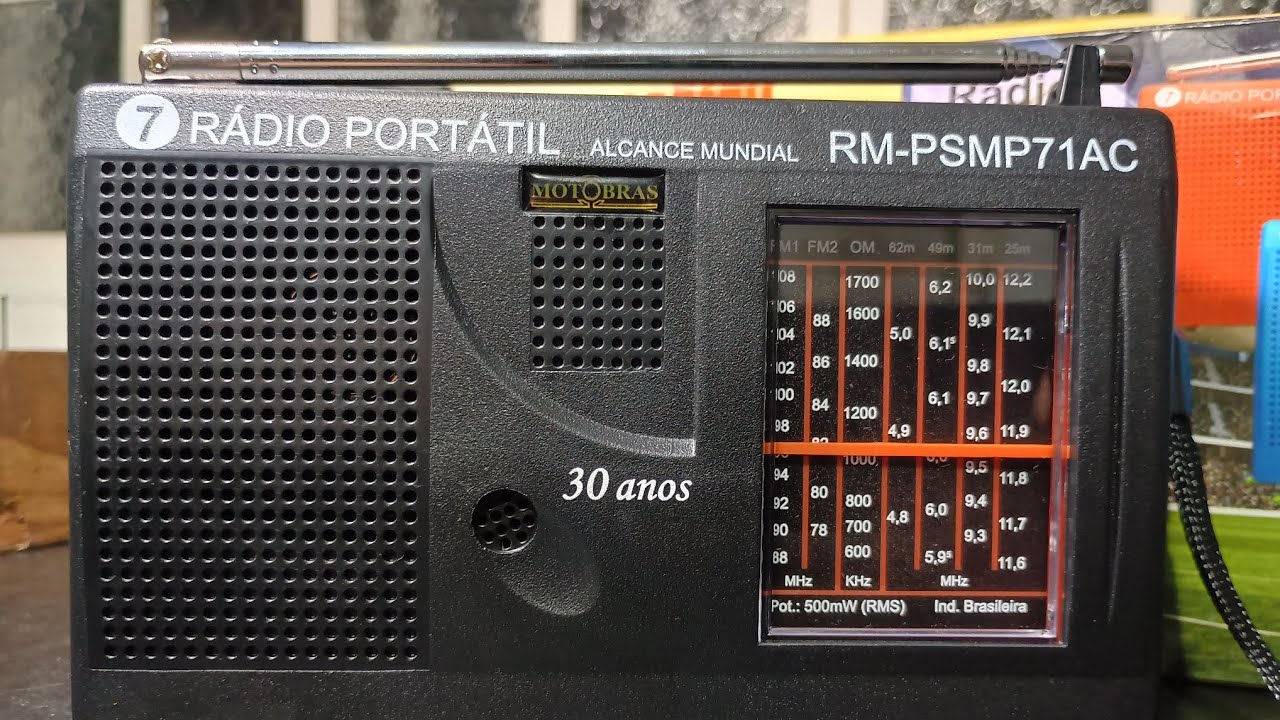 RÁDIO MOTOBRAS 7 FAIXAS GABINETE MÉDIO COM TRANSFORMADOR