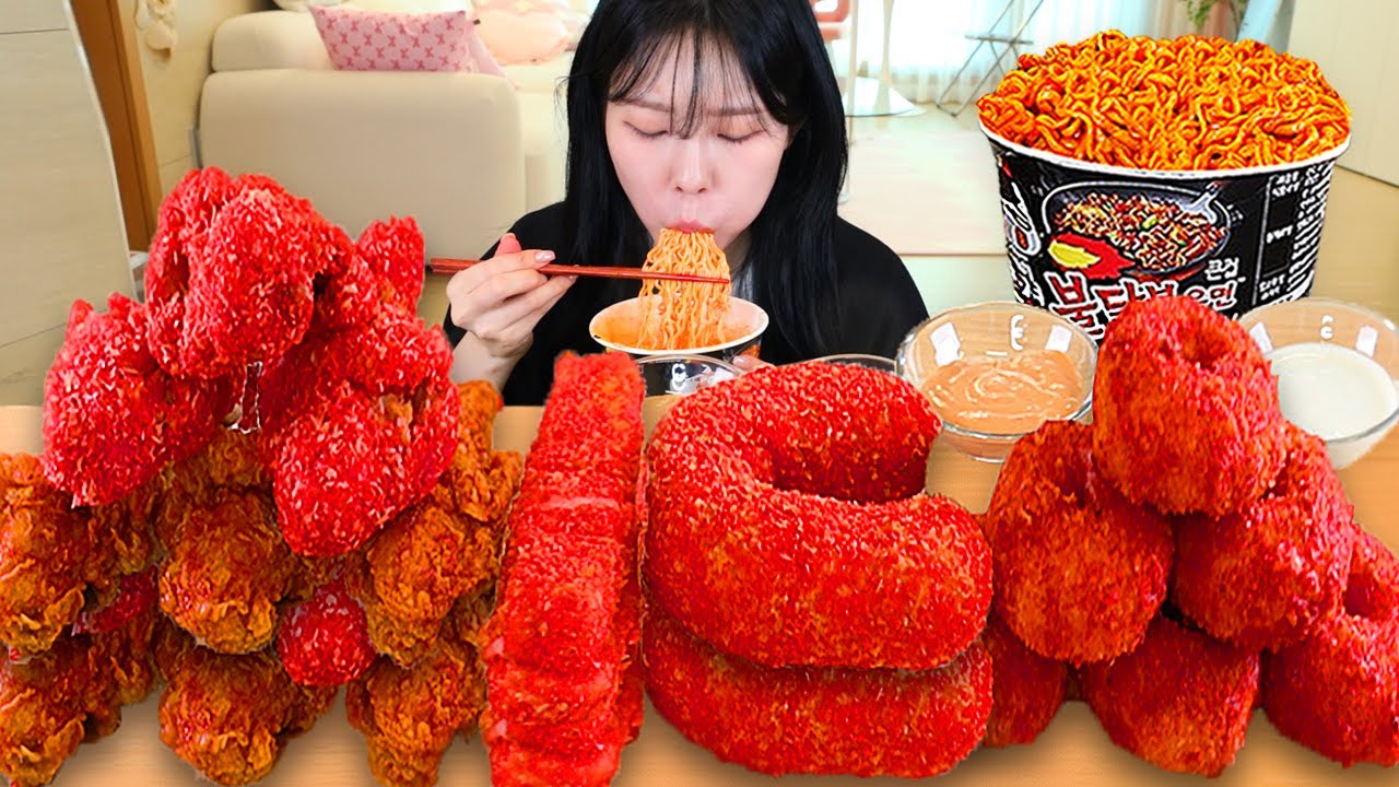 ASMR Мукбанг｜Вечеринка Cheetos и Чили! Едим Курицу Cheetos, Сосиски и Огненную Лапшу