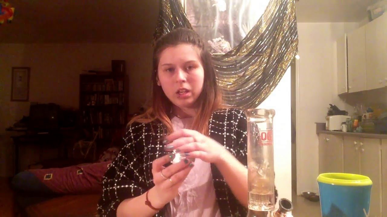 Greasy Pink STRAIN REVIEW | Bong Whisperer Vlogs