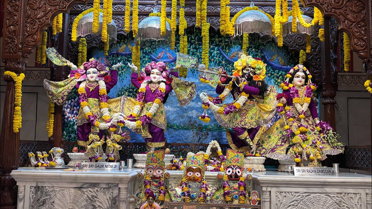 Shringar Aarti ISKCON Gurugram 