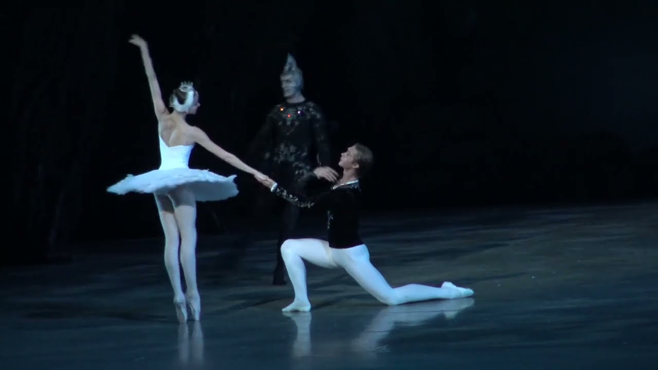 MARIA ILYUSHKINA PROMOTION -  NEW Prima Ballerina of Mariinsky Ballet (Swan Lake Act 1)