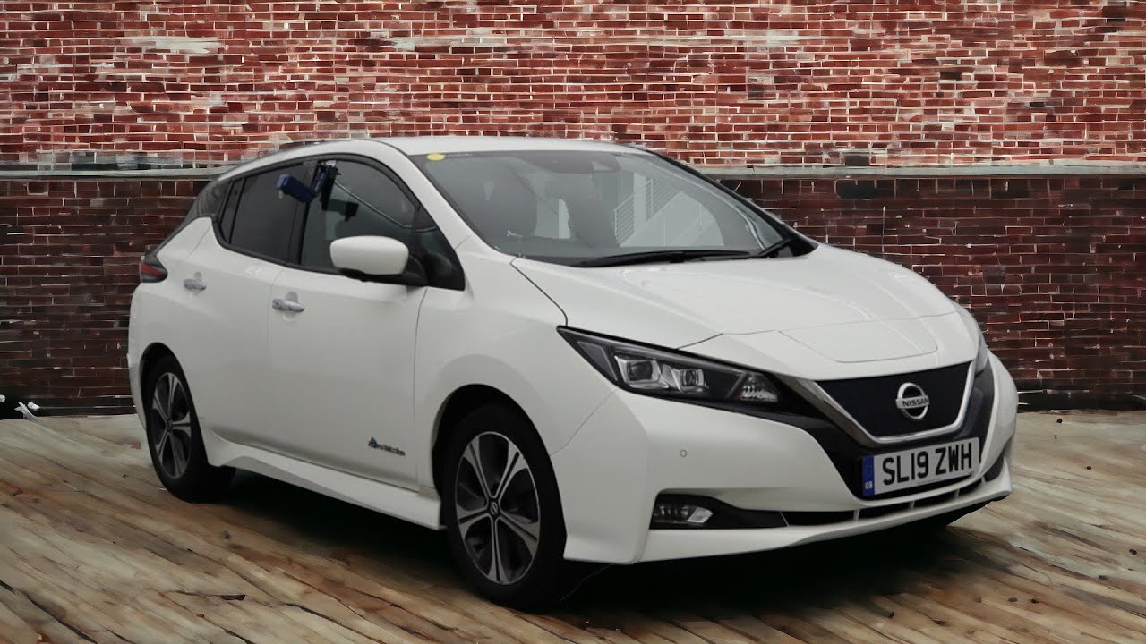 2019 Nissan Leaf Tekna with 27,130 miles.