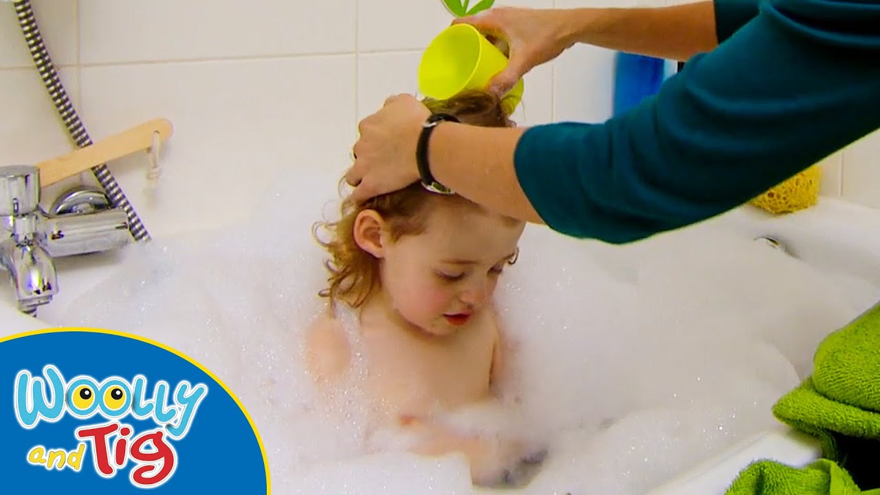 @WoollyandTigOfficial- Woolly and Tig -Bath time! 🛀  | TV Show for Kids | Toy Spider
