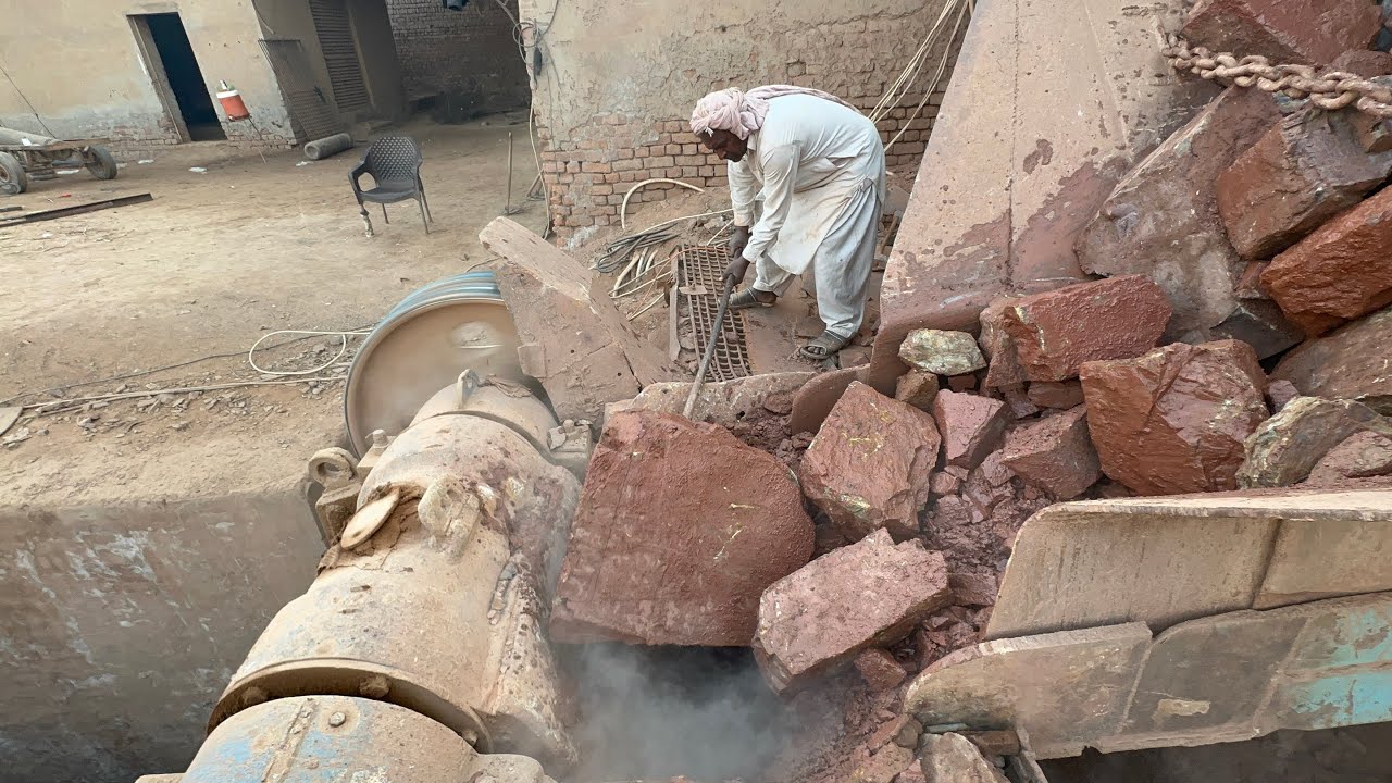 Massive Stone Stuck in Hopper”Dangerous Manual Crushing”Big Rock vs Crusher Machine | Hardcore Stone