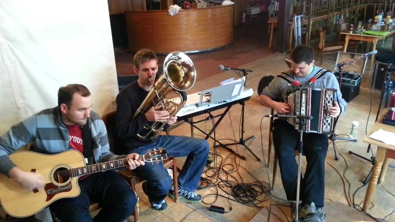 Ansambel Juhej / Juhej Oberkrainer- Okrogla polka