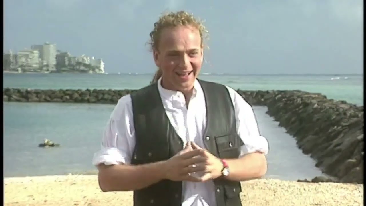 Diamond Head Short - Franz Harary Illusionist Magician