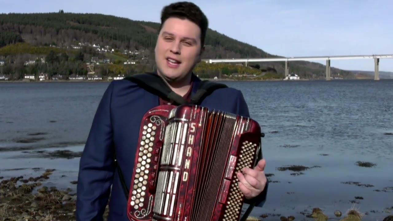 Brandon McPhee - The Flower of Inverness (Folk Music)