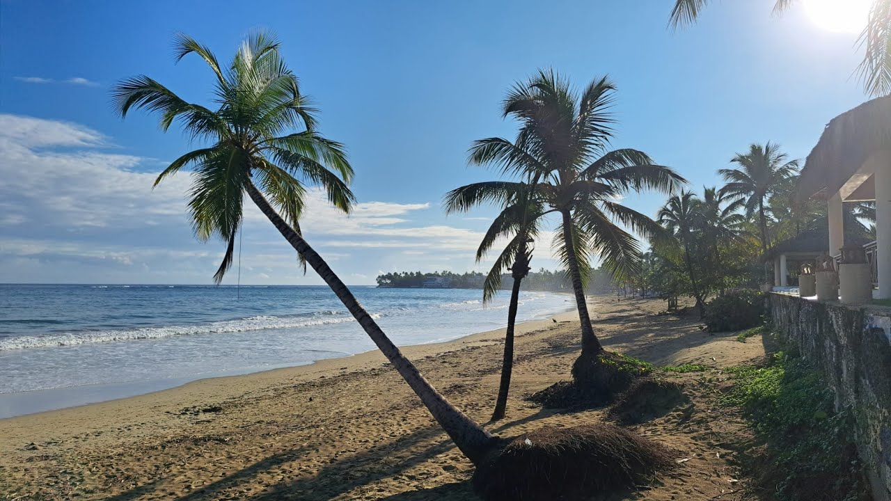 Cabarete Full Beach Walking Tour Including Bars & Restaurants