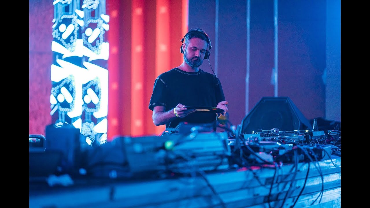 Livio • Hi Fi Fi [17nov]